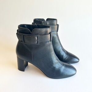 Aquatalia Dark Brown Genuine Leather Heeled Ankle Boots size 7